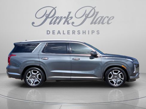 Used 2023 Hyundai Palisade Limited AWD/4WD image 6