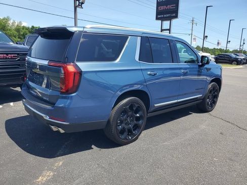 Used 2026 GMC Yukon Denali w/ Denali Reserve Package AWD/4WD image 4