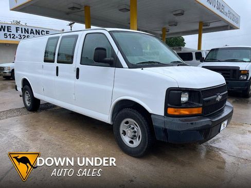 Used 2009 Chevrolet Express 2500 Extended image 1