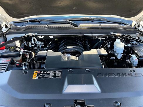 Used 2019 Chevrolet Tahoe Premier AWD/4WD image 9