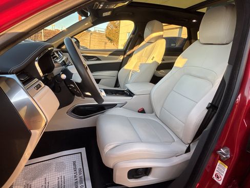 Certified 2026 Jaguar F-PACE R-Dynamic S image 14