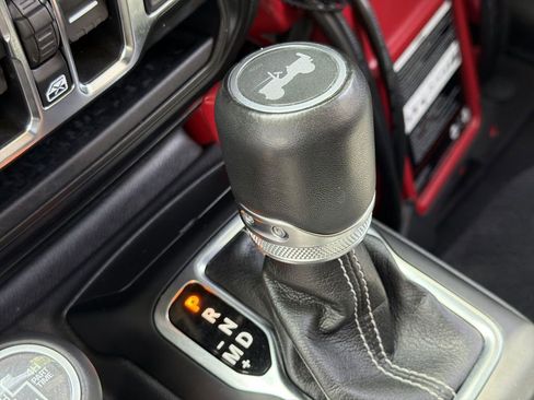 Used 2021 Jeep Wrangler Unlimited Sahara w/ Cold Weather Group image 21