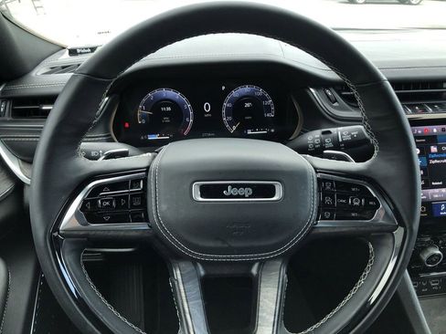 Used 2023 Jeep Grand Cherokee L Overland w/ Advanced Protech Group III AWD/4WD image 25