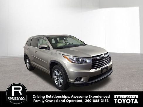 Used 2016 Toyota Highlander Limited image 4