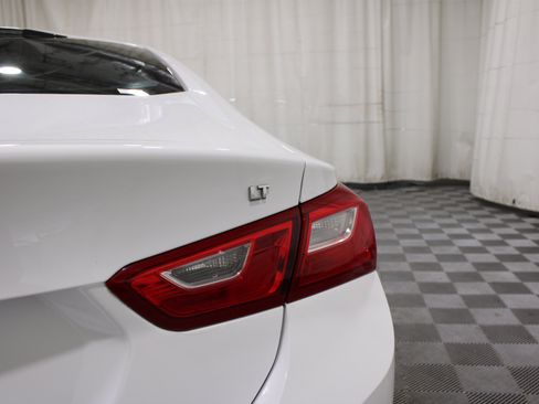 Used 2023 Chevrolet Malibu LT FWD image 28