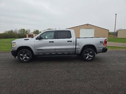 Used 2024 RAM 1500 Big Horn AWD/4WD image 3