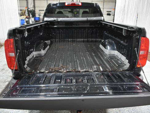 Used 2019 Chevrolet Colorado W/T w/ WT Convenience Package image 27