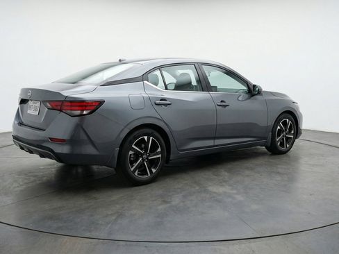 Used 2025 Nissan Sentra SV FWD image 6