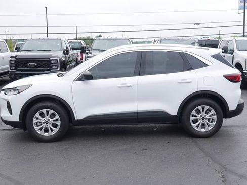 Used 2024 Ford Escape Active AWD/4WD image 7