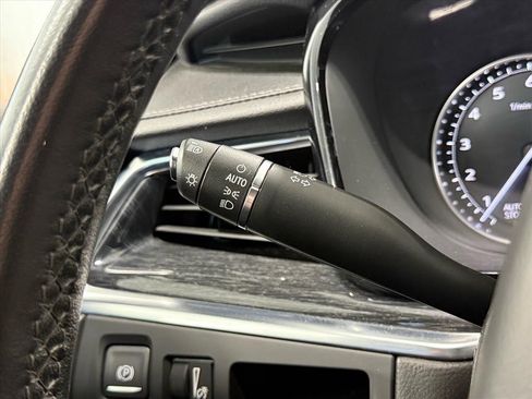 Used 2023 Cadillac XT5 Premium Luxury image 22