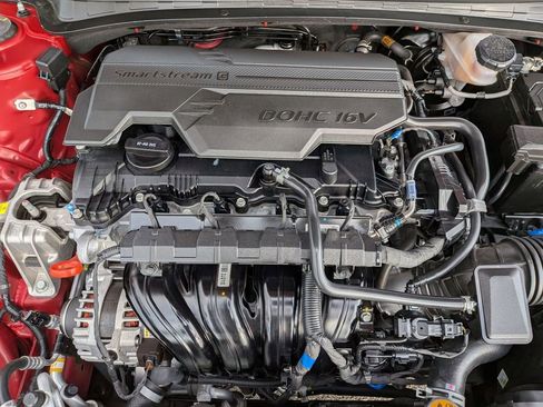 Certified 2024 Hyundai Elantra SEL w/ Convenience Package image 32