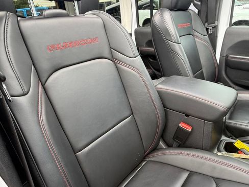 Certified 2025 Jeep Wrangler Unlimited Rubicon AWD/4WD image 21
