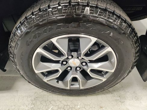 Used 2025 Chevrolet Silverado 1500 LT w/ LPO, Liner Protection Package image 19