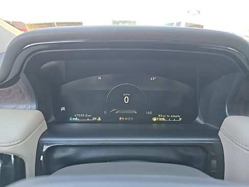 Used 2022 Lincoln Nautilus Reserve image 26