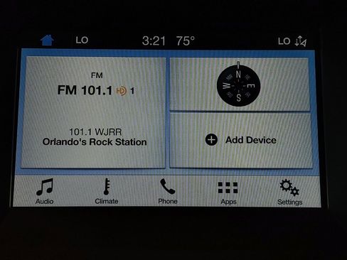 Used 2019 Ford Edge Titanium image 25