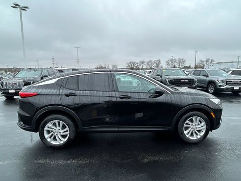 New 2026 Buick Envista Preferred FWD image 11