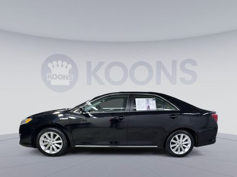 Used 2014 Toyota Camry XLE w/ Leather Package image 8
