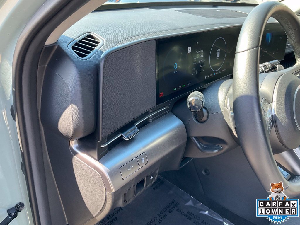 Used 2024 Hyundai Kona SEL FWD image 19