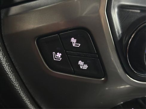 Used 2017 Chevrolet Silverado 1500 LTZ w/ Texas Edition image 28