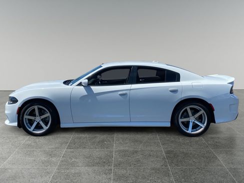 Used 2022 Dodge Charger GT RWD image 2