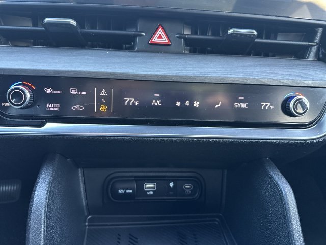 Used 2025 Kia Sportage X-Line w/ Premium Package AWD/4WD image 26