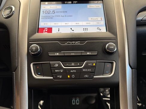 Used 2019 Ford Fusion SE FWD image 53