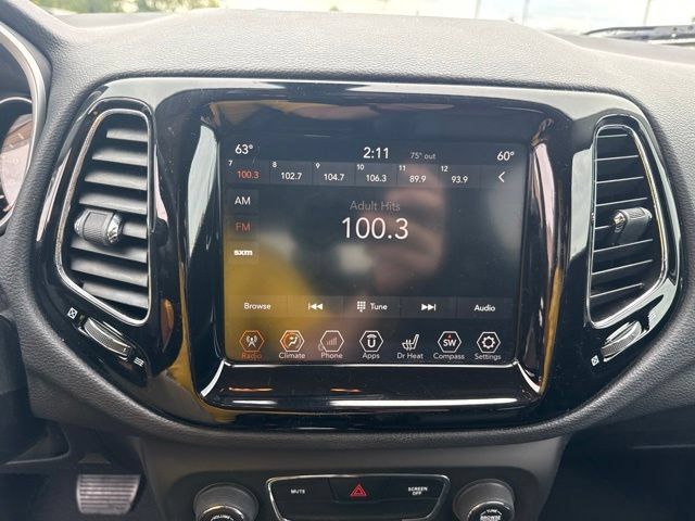 Used 2018 Jeep Compass Limited AWD/4WD image 18
