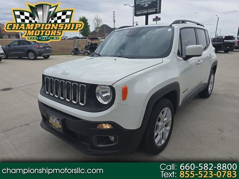 Used 2018 Jeep Renegade Latitude w/ Popular Equipment Group FWD image 1