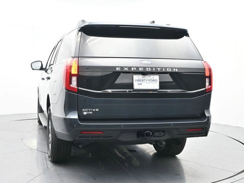 New 2025 Ford Expedition Active image 9