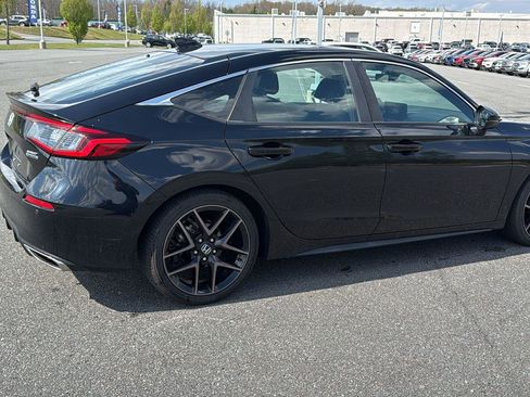 Used 2023 Honda Civic Sport Touring image 5