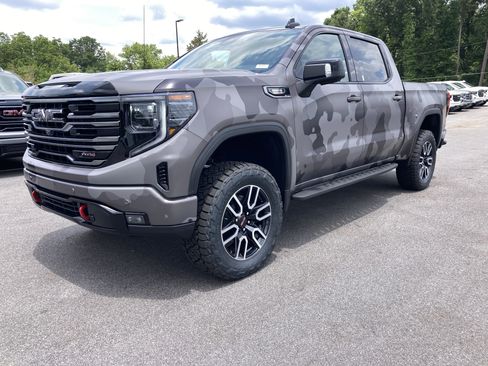 New 2026 GMC Sierra 1500 AT4 w/ AT4 Premium Package AWD/4WD image 1