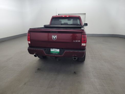 Used 2017 RAM 1500 Express AWD/4WD image 7