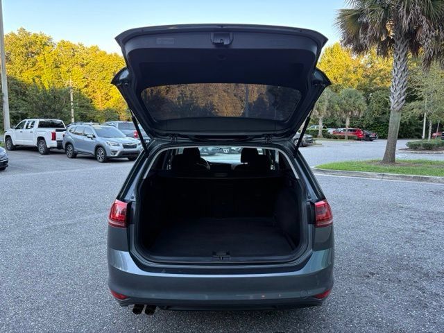 Used 2016 Volkswagen Golf S FWD image 34