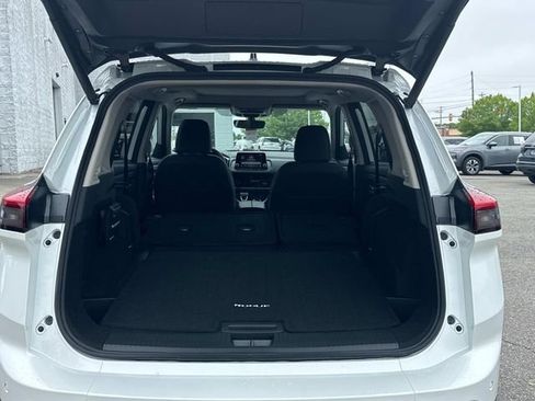 New 2026 Nissan Rogue SV AWD/4WD image 13