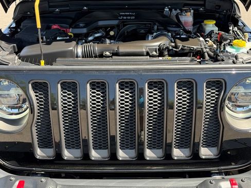 Used 2018 Jeep Wrangler Unlimited Rubicon image 26