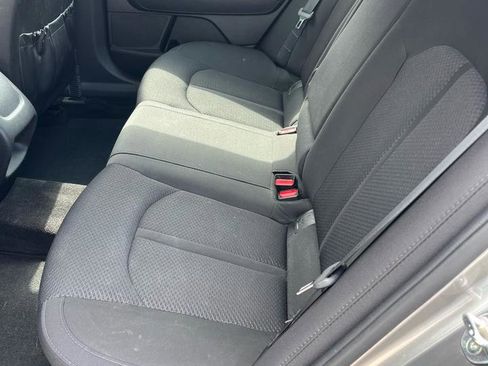 Used 2018 Kia Optima LX FWD image 9