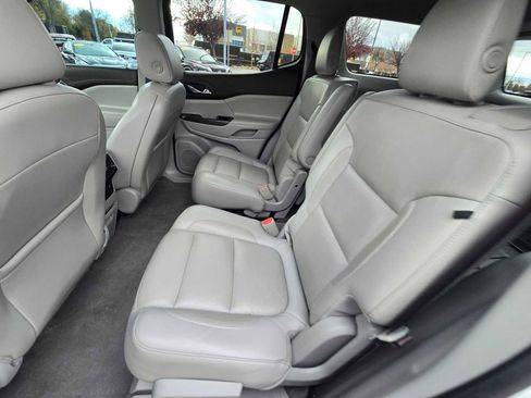 Used 2019 GMC Acadia SLT image 21