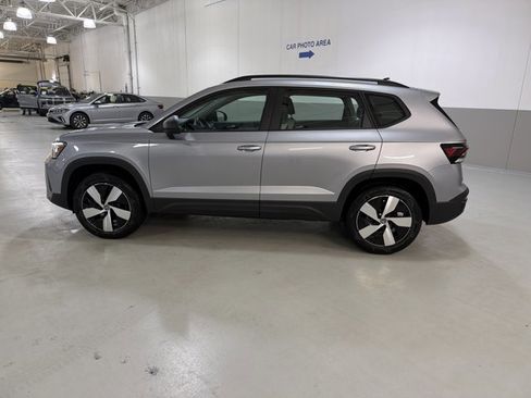 New 2026 Volkswagen Taos S image 5