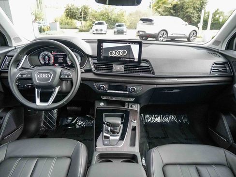 Certified 2023 Audi Q5 2.0T Premium Plus w/ Premium Plus Package AWD/4WD image 14