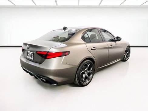 Used 2019 Alfa Romeo Giulia Ti Sport w/ Quick Order Package 22U Sport image 4