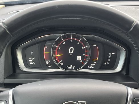 Used 2017 Volvo S60 T5 Inscription Platinum w/ Climate Package AWD/4WD image 20