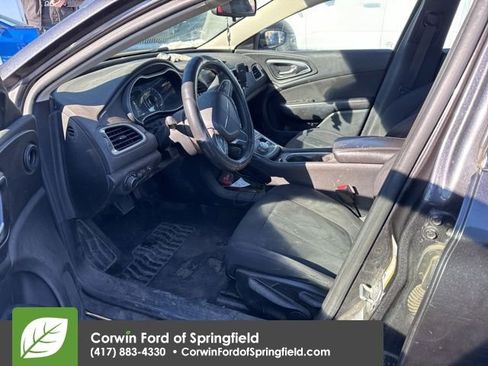 Used 2016 Chrysler 200 LX image 12