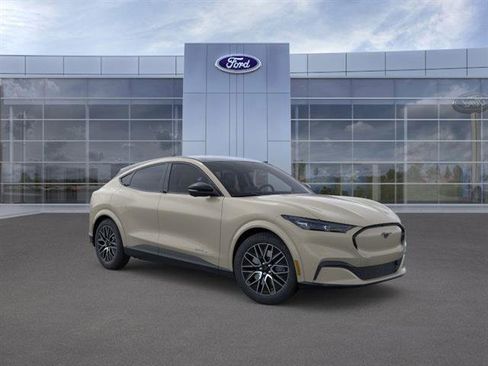 New 2026 Ford Mustang Mach-E Premium image 7