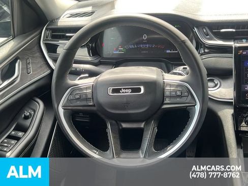 Used 2024 Jeep Grand Cherokee Limited 4xe AWD/4WD image 31