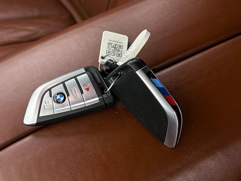 Used 2023 BMW X6 M50i w/ Executive Package image 37