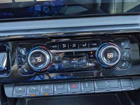 Used 2023 GMC Sierra 1500 AT4 w/ AT4 Preferred Package image 69