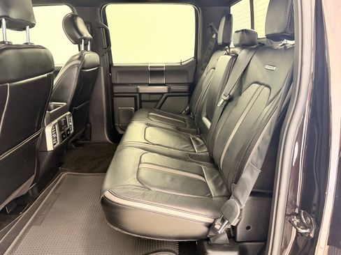 Used 2018 Ford F150 Platinum w/ Equipment Group 701A Luxury image 15