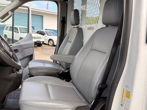 Used 2019 Ford Transit 150 130 Medium Roof RWD image 20