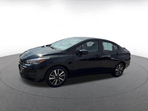 Used 2025 Nissan Versa SV FWD image 6
