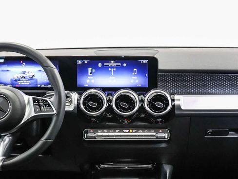 Certified 2026 Mercedes-Benz GLB 250 image 14